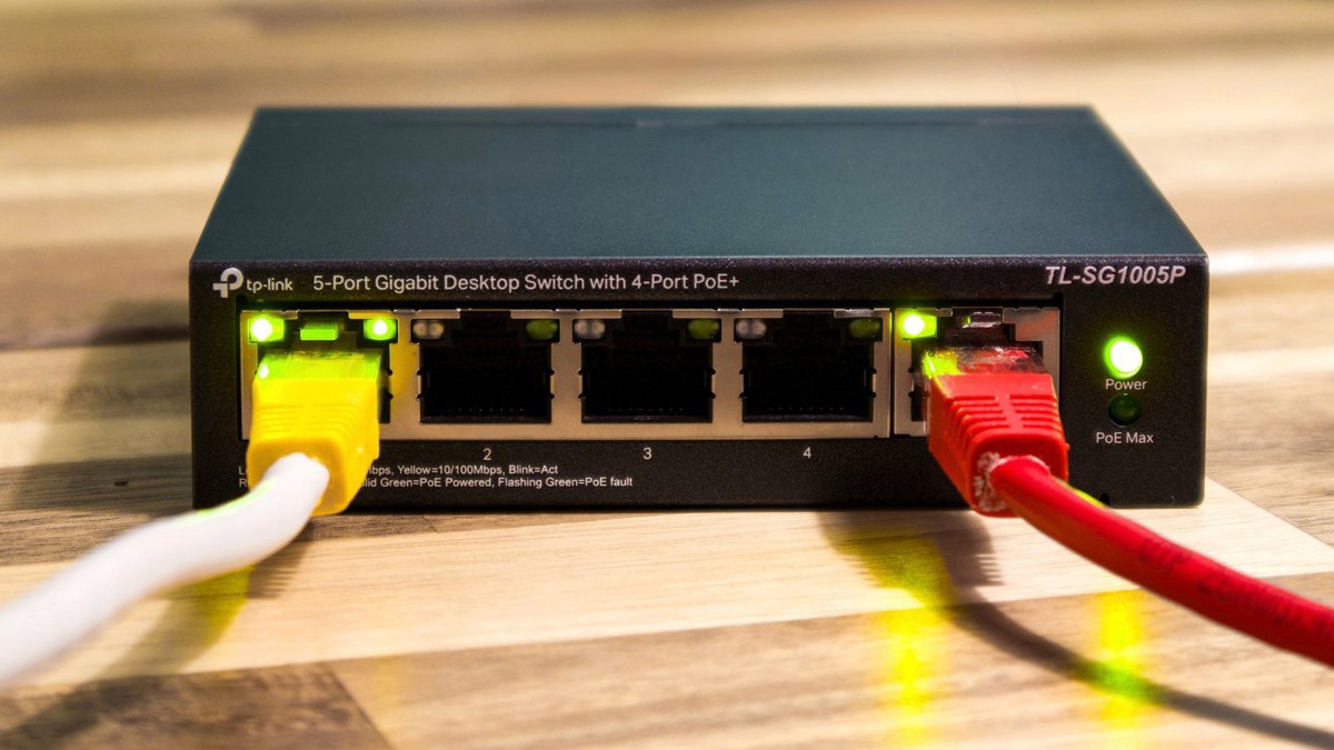 CERT Polska discloses six MikroTik RouterOS vulnerabilities including critical SSH bypass